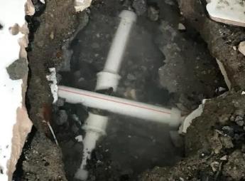 扎鲁特阳台漏水维修公司为您分享楼上楼下漏水怎么处理