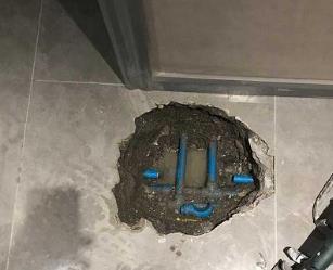 扎鲁特阳台漏水维修公司分享下暖气管道漏水的原因有哪些